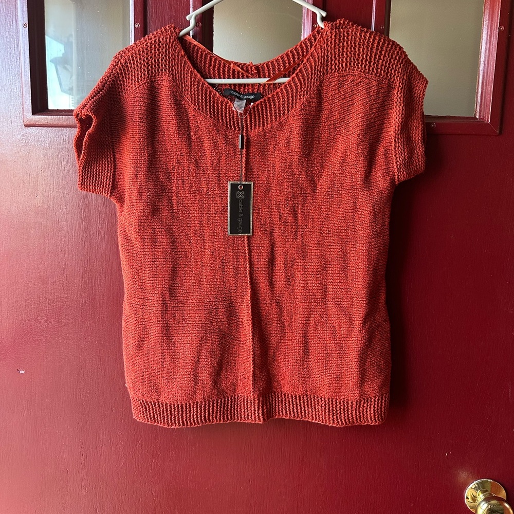 Cable & Gauge Textured Red Knit Top